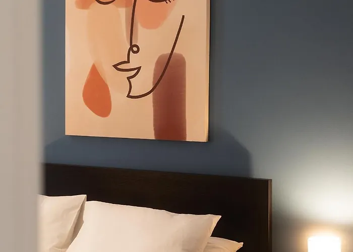 Πανσιόν Fourooms - Principe Amedeo 3*